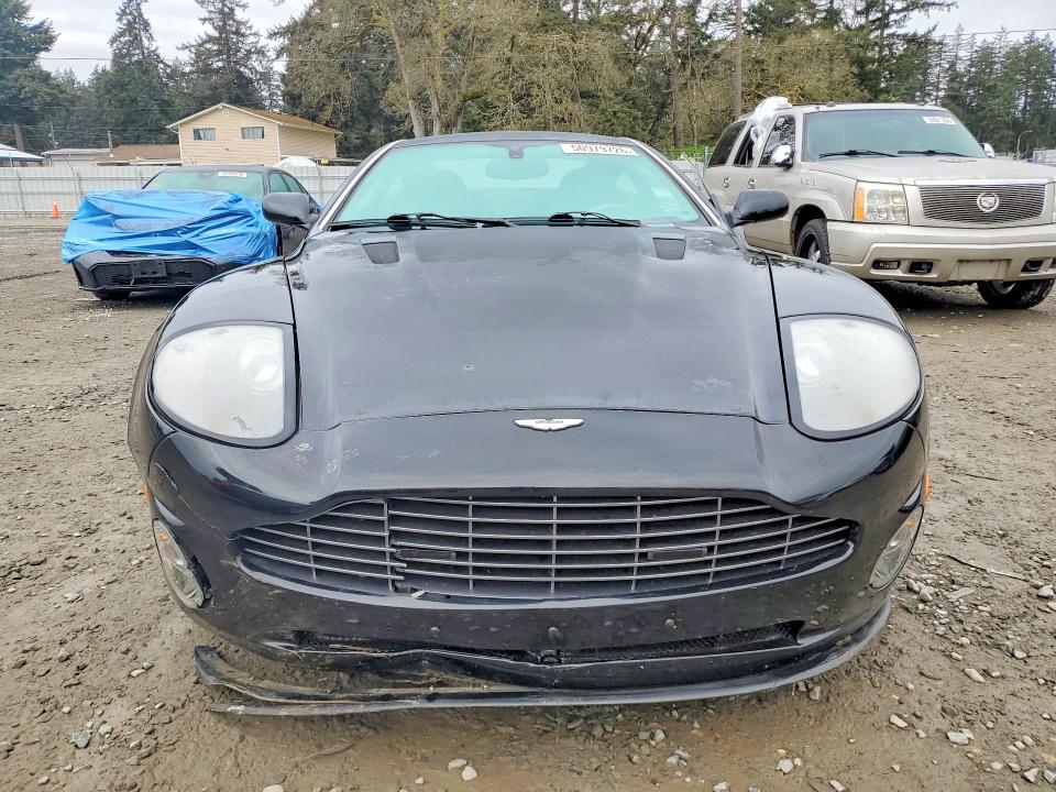 50979726 :رقم المزاد ، SCFAC24315B501780 vin ، 2005 Aston Martin Vanquish مزاد بيع
