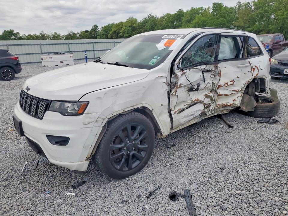 48351486 :رقم المزاد ، 1C4RJEAG0JC354100 vin ، 2018 Jeep Grand Cherokee مزاد بيع