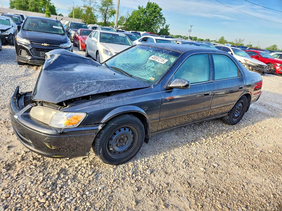 48597216 :رقم المزاد ، JT2BG22K8Y0451079 vin ، 2000 Toyota Camry مزاد بيع