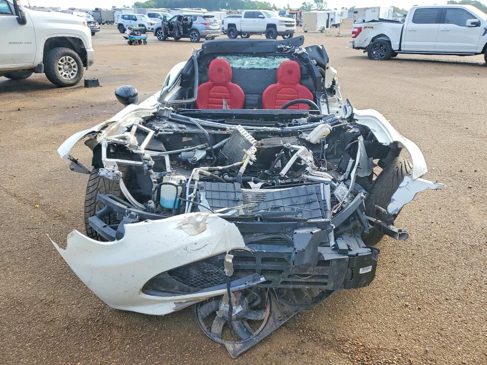 Aukcja sprzedaży 2015 Alfa Romeo 4c, vin: ZARBAAA42FM166394, numer aukcji: 49594406