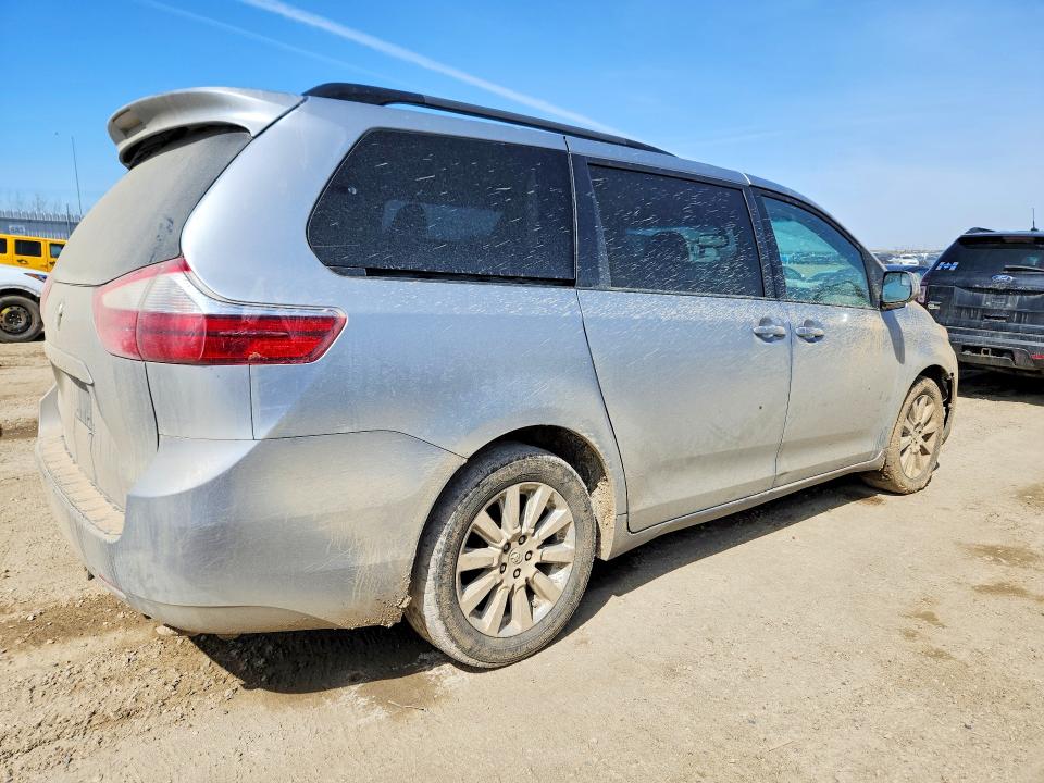 Продаж на аукціоні авто 2015 Toyota Sienna, vin: 5TDJK3DC0FS119922, номер лоту: 51663816