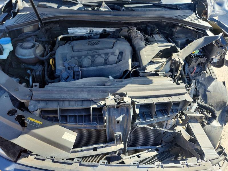 49151326 :رقم المزاد ، 3VV3B7AX6JM210064 vin ، 2018 Volkswagen Tiguan مزاد بيع