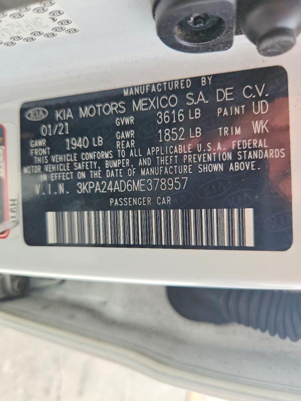 49925406 :رقم المزاد ، 3KPA24AD6ME378957 vin ، 2021 Kia Rio مزاد بيع