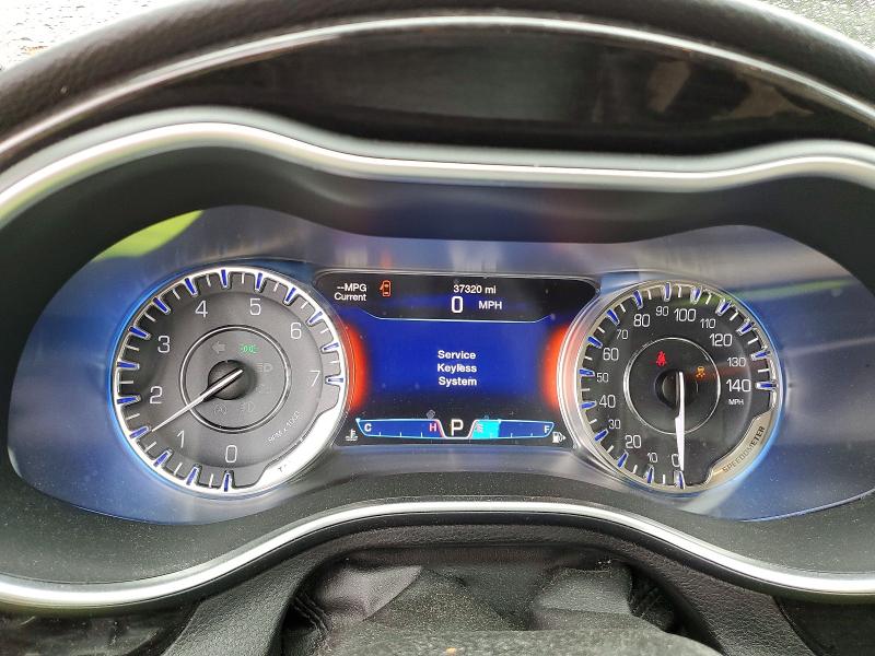 Продажа на аукционе авто 2015 Chrysler 200, vin: 1C3CCCCG4FN627699, номер лота: 49616926