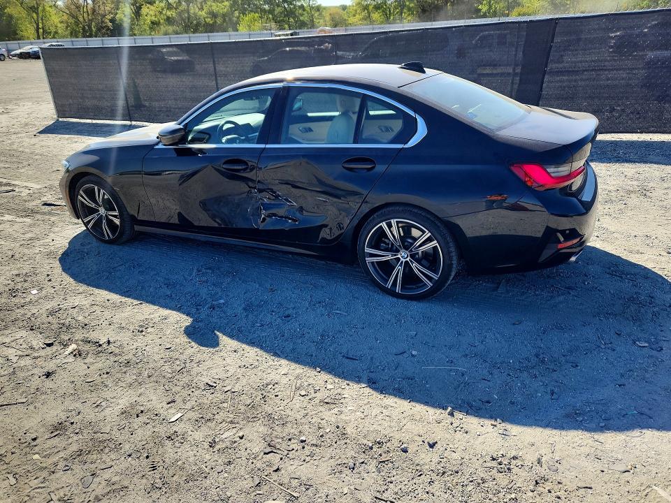 49463656 :رقم المزاد ، 3MW5R1J06M8B73885 vin ، 2021 Bmw 330i مزاد بيع