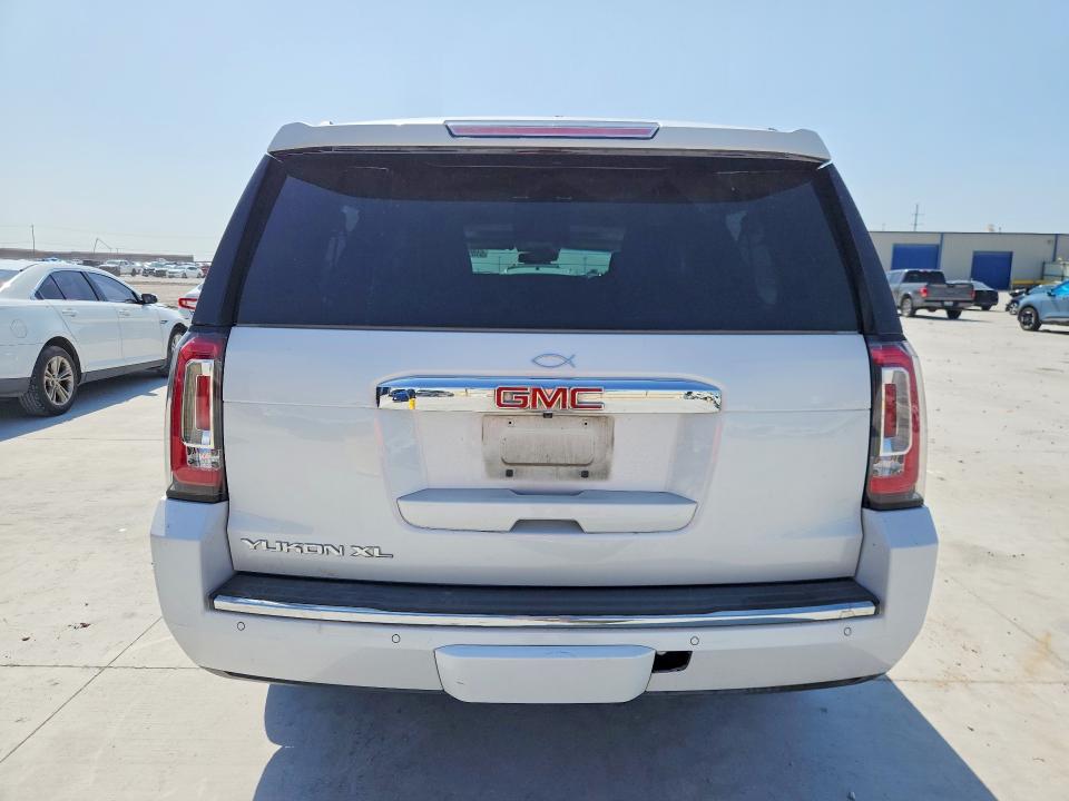 Продажа на аукционе авто 2016 Gmc Yukon Xl, vin: 1GKS2HKJ7GR278198, номер лота: 51096566