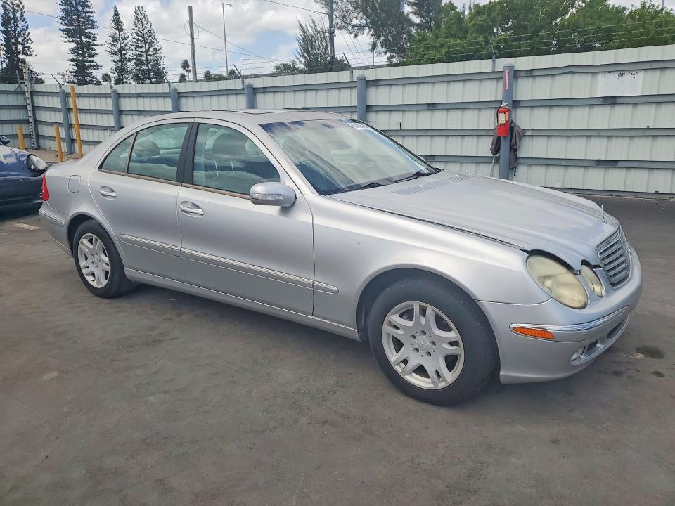 Продажа на аукционе авто 2003 Mercedes-benz E, vin: WDBUF65J73A174424, номер лота: 50493576