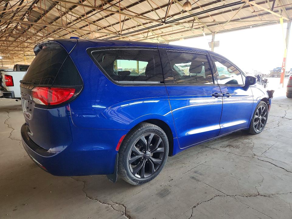 Продажа на аукционе авто 2019 Chrysler Pacifica, vin: 2C4RC1FG2KR708798, номер лота: 51122026