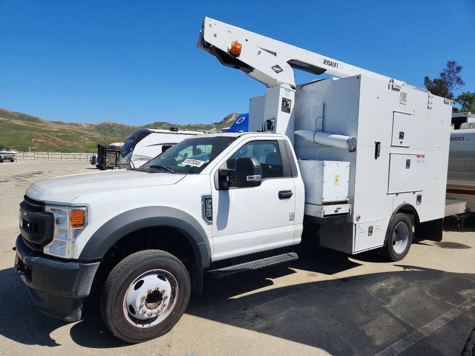 51875246 :رقم المزاد ، 1FDUF5GN9NEG19412 vin ، 2022 Ford F550 مزاد بيع