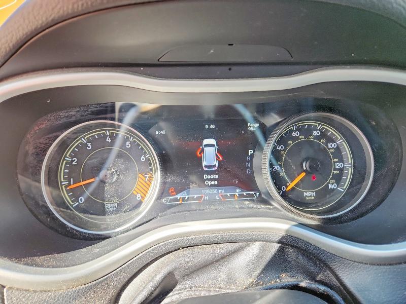 48672266 :رقم المزاد ، 1C4PJMBS1FW698951 vin ، 2015 Jeep Cherokee مزاد بيع