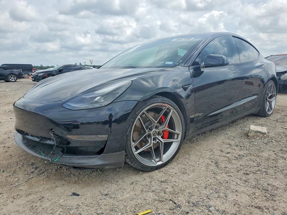 49447386 :رقم المزاد ، 5YJ3E1EC9NF331997 vin ، 2022 Tesla Model 3 مزاد بيع