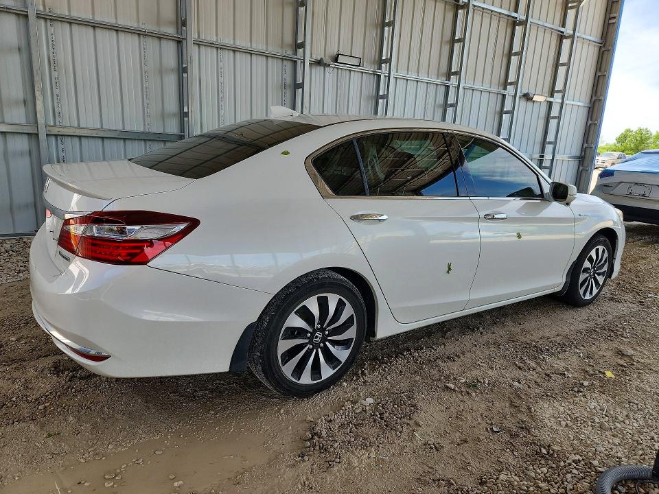 Продажа на аукционе авто 2017 Honda Accord, vin: JHMCR6F38HC014700, номер лота: 51479976