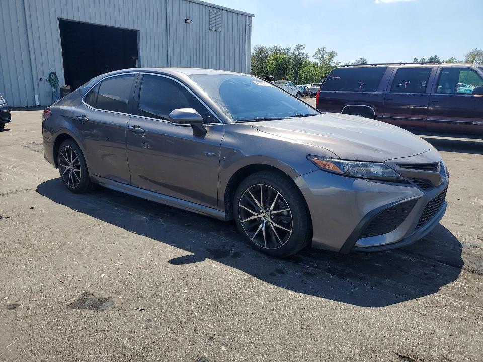 Продаж на аукціоні авто 2021 Toyota Camry, vin: 4T1T11AK8MU577689, номер лоту: 49769776