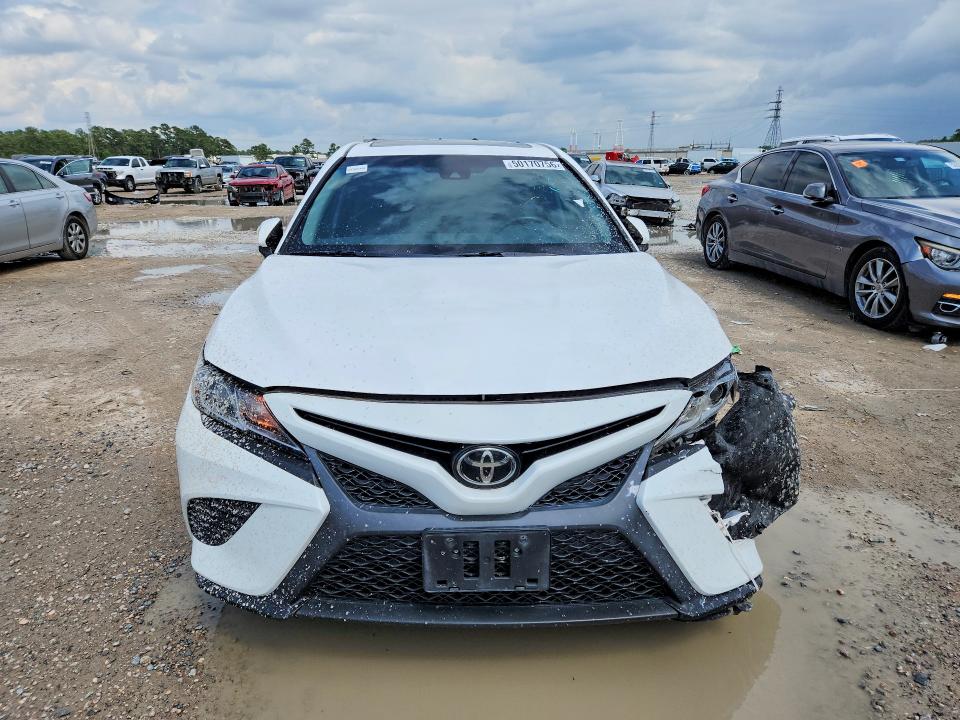 Aukcja sprzedaży 2018 Toyota Camry, vin: 4T1B11HK9JU094130, numer aukcji: 50170756