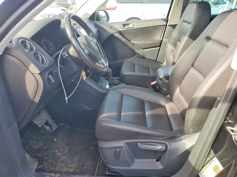 2013 Volkswagen Tiguan მანქანა იყიდება აუქციონზე, vin: WVGBV7AXXDW522681, აუქციონის ნომერი: 48671526