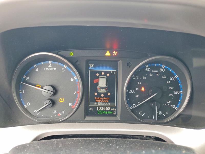 Продажа на аукционе авто 2018 Toyota Rav4, vin: JTMWFREV2JJ752540, номер лота: 49655326