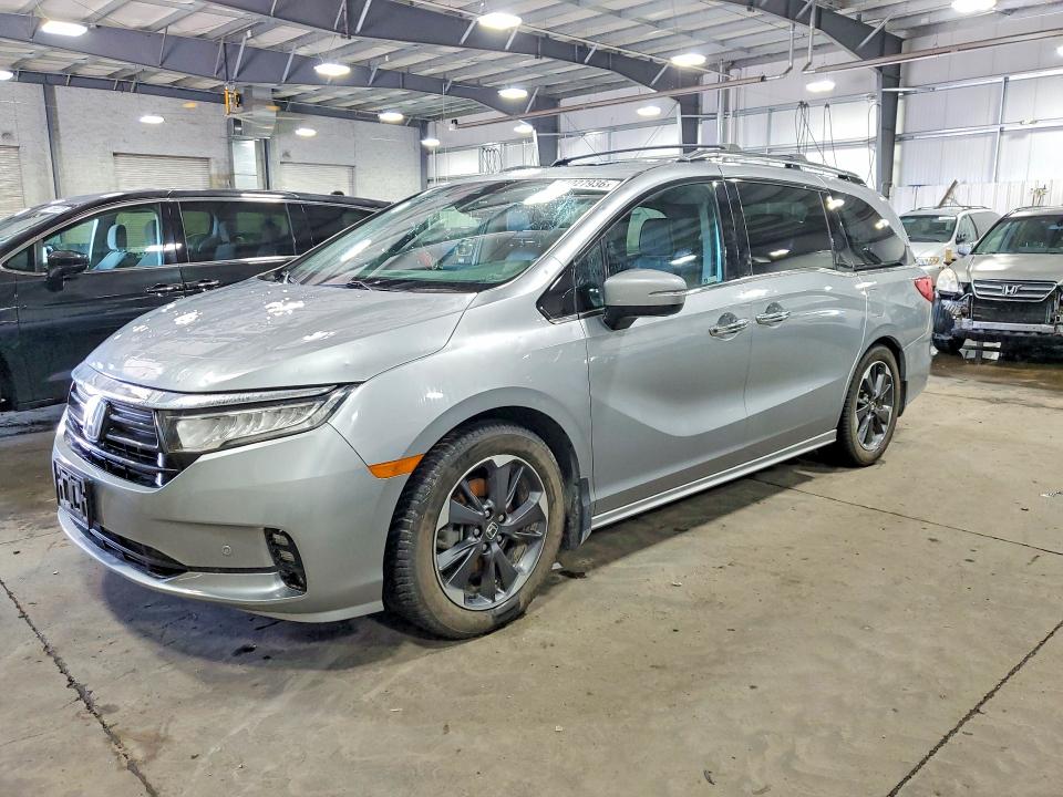 51027936 :رقم المزاد ، 5FNRL6H95MB000863 vin ، 2021 Honda Odyssey مزاد بيع