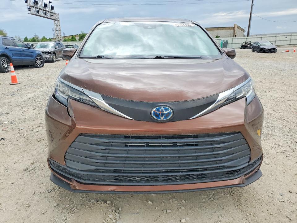 Auction sale of the 2021 Toyota Sienna, vin: 5TDKSKFC5MS016343, lot number: 49452386