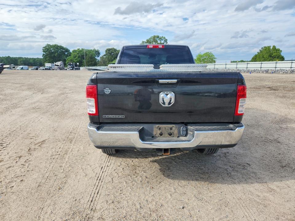 51786946 :رقم المزاد ، 3C6UR4DLXKG631816 vin ، 2019 Ram 2500 مزاد بيع