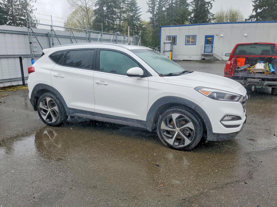 Продажа на аукционе авто 2016 Hyundai Tucson, vin: KM8J3CA28GU073547, номер лота: 49860506