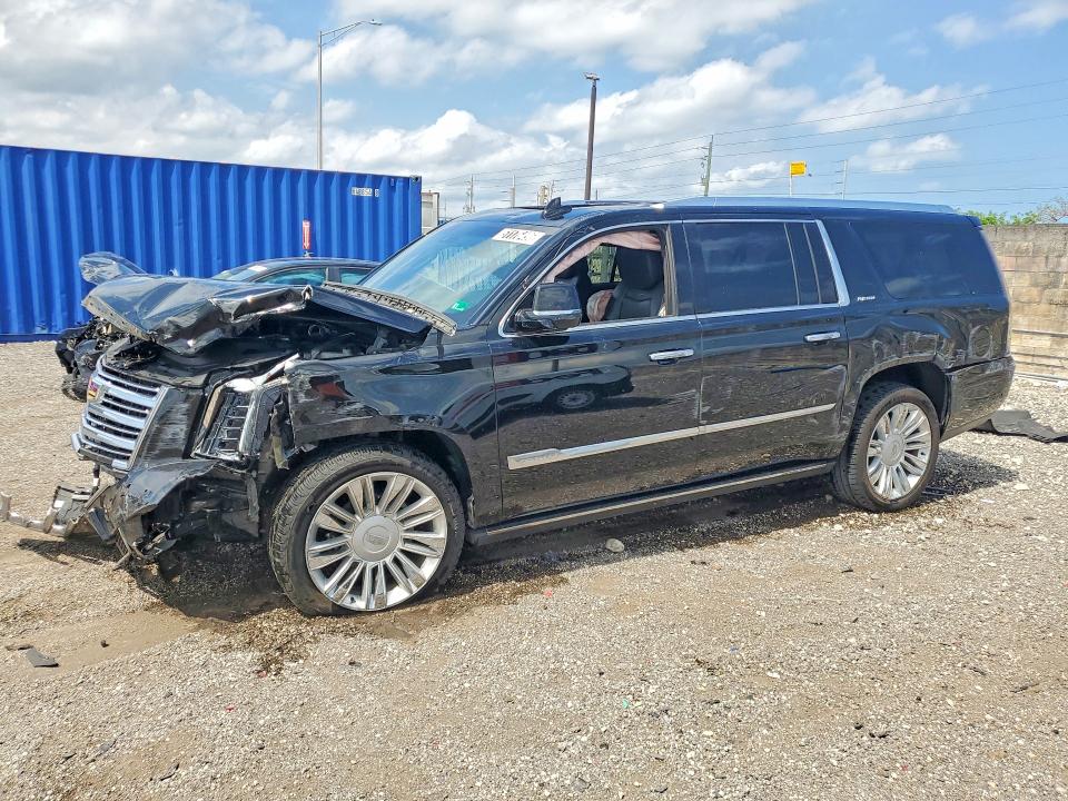 51176496 :رقم المزاد ، 1GYS3KKJ4JR295693 vin ، 2018 Cadillac Escalade مزاد بيع