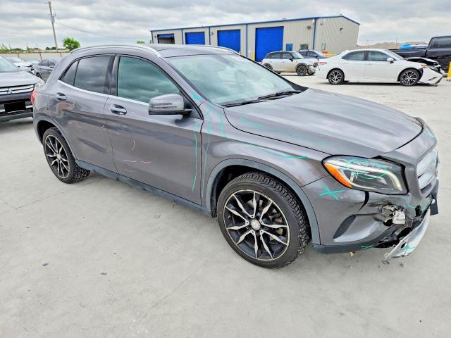 2015 Mercedes-benz Gla მანქანა იყიდება აუქციონზე, vin: WDCTG4GB2FJ030718, აუქციონის ნომერი: 50580056