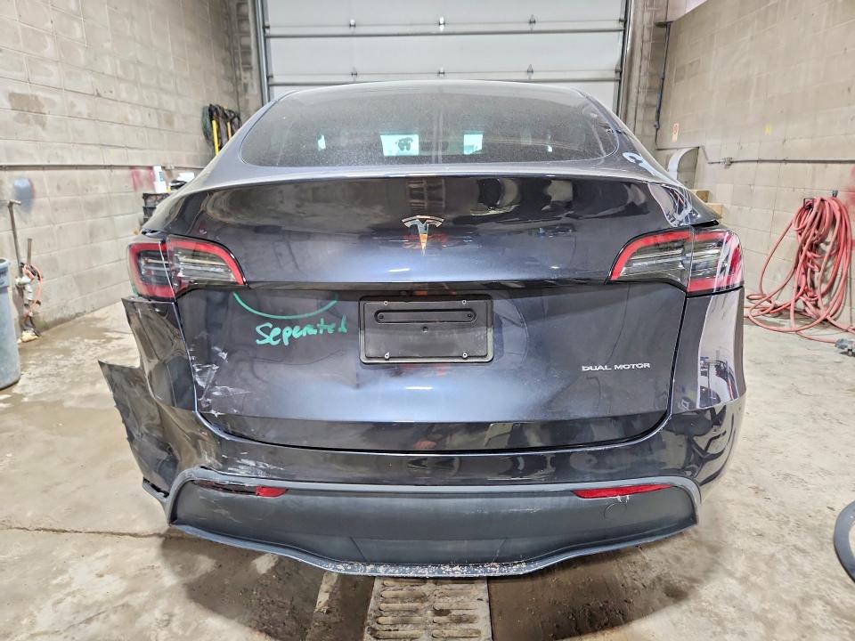 49793916 :رقم المزاد ، 7SAYGDEEXRA286299 vin ، 2024 Tesla Model Y مزاد بيع