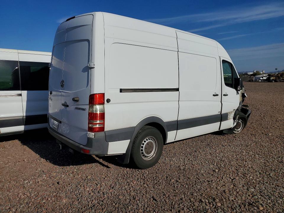 2013 Mercedes Benz Sprinter მანქანა იყიდება აუქციონზე, vin: WD3PE7CCXD5745193, აუქციონის ნომერი: 49513856