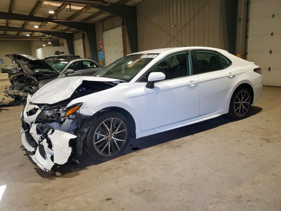 Aukcja sprzedaży 2021 Toyota Camry, vin: 4T1G11AK5MU570071, numer aukcji: 51001146