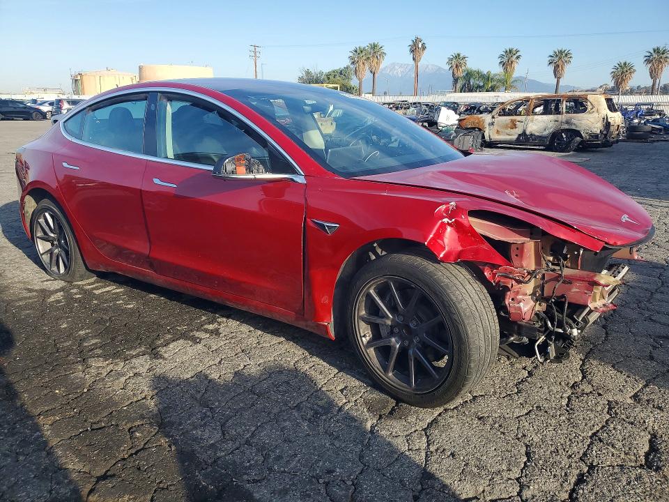 Продажа на аукционе авто 2019 Tesla Model 3, vin: 5YJ3E1EA5KF298930, номер лота: 51492376
