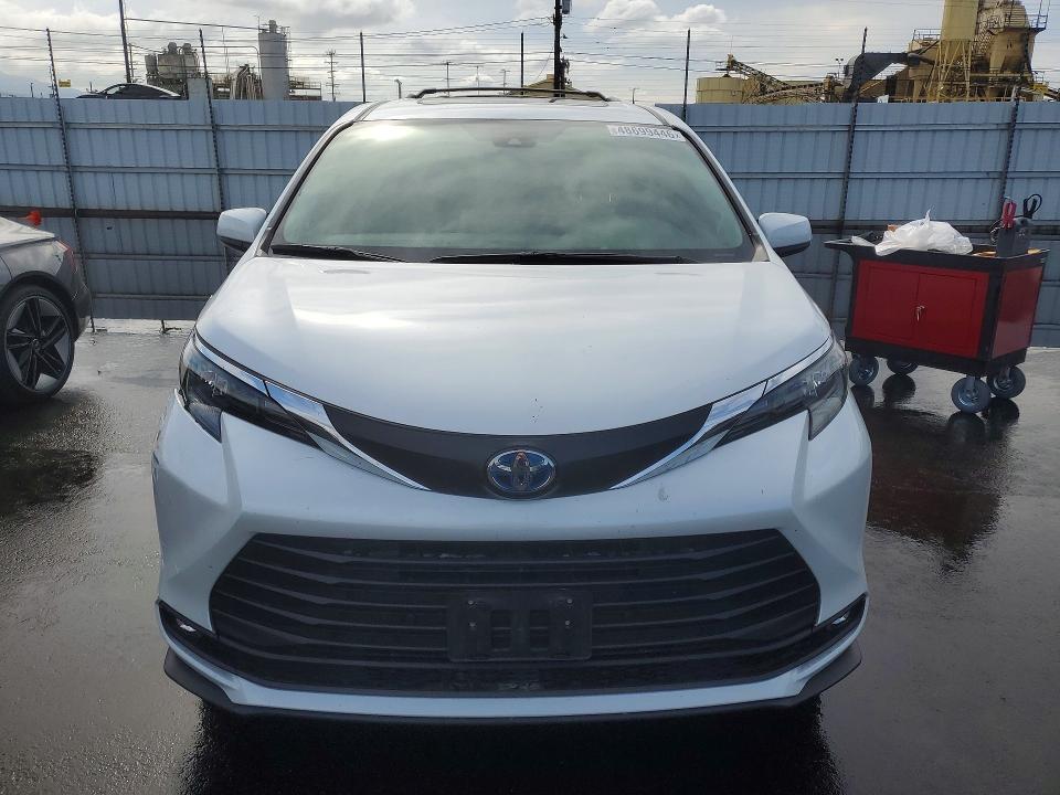 Aukcja sprzedaży 2025 Toyota Sienna, vin: 5TDJRKEC4SS261172, numer aukcji: 48699446