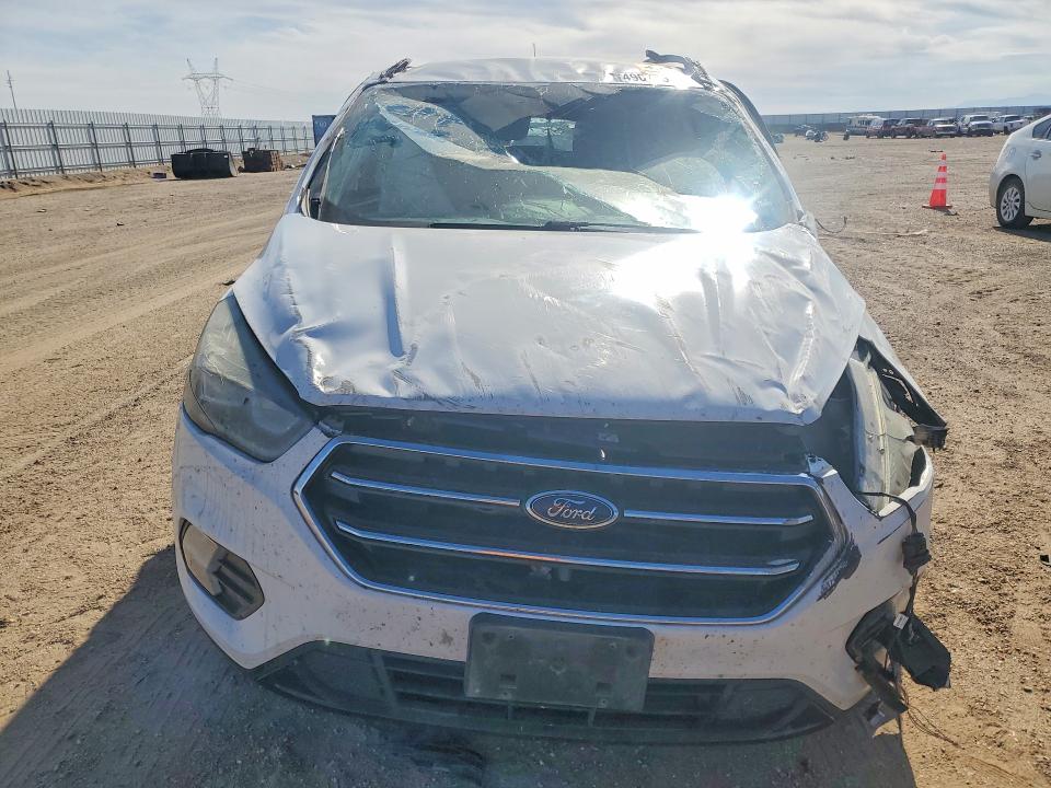 Продаж на аукціоні авто 2017 Ford Escape, vin: 1FMCU9GDXHUD41923, номер лоту: 49077396