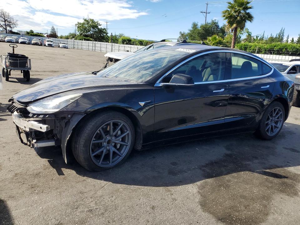 Продаж на аукціоні авто 2018 Tesla Model 3, vin: 5YJ3E1EAXJF018739, номер лоту: 50509646