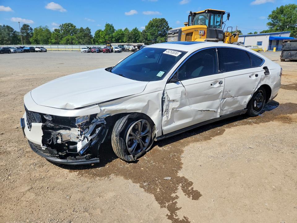 Auction sale of the 2024 Honda Accord, vin: 1HGCY1F38RA022494, lot number: 49253836