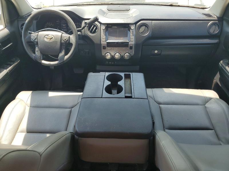 51625976 :رقم المزاد ، 5TFRY5F15MX281643 vin ، 2021 Toyota Tundra مزاد بيع