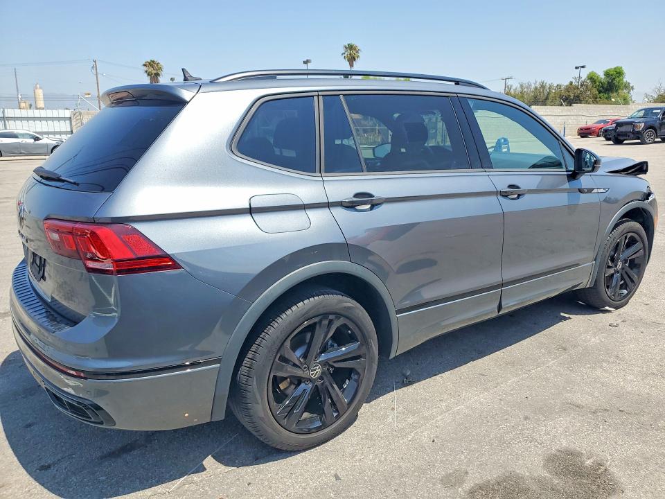 51588056 :رقم المزاد ، 3VVCB7AX1PM056551 vin ، 2023 Volkswagen Tiguan مزاد بيع