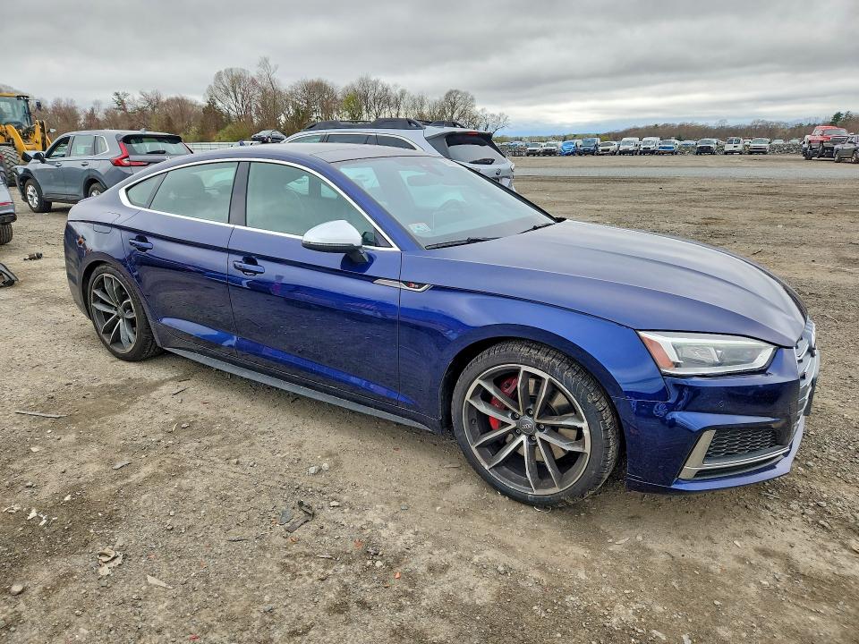 50260506 :رقم المزاد ، WAUB4CF56KA095076 vin ، 2019 Audi S5 مزاد بيع