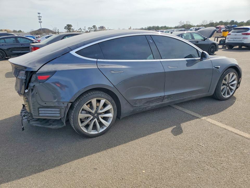 2018 Tesla Model 3 მანქანა იყიდება აუქციონზე, vin: 5YJ3E1EA6JF052743, აუქციონის ნომერი: 48197056