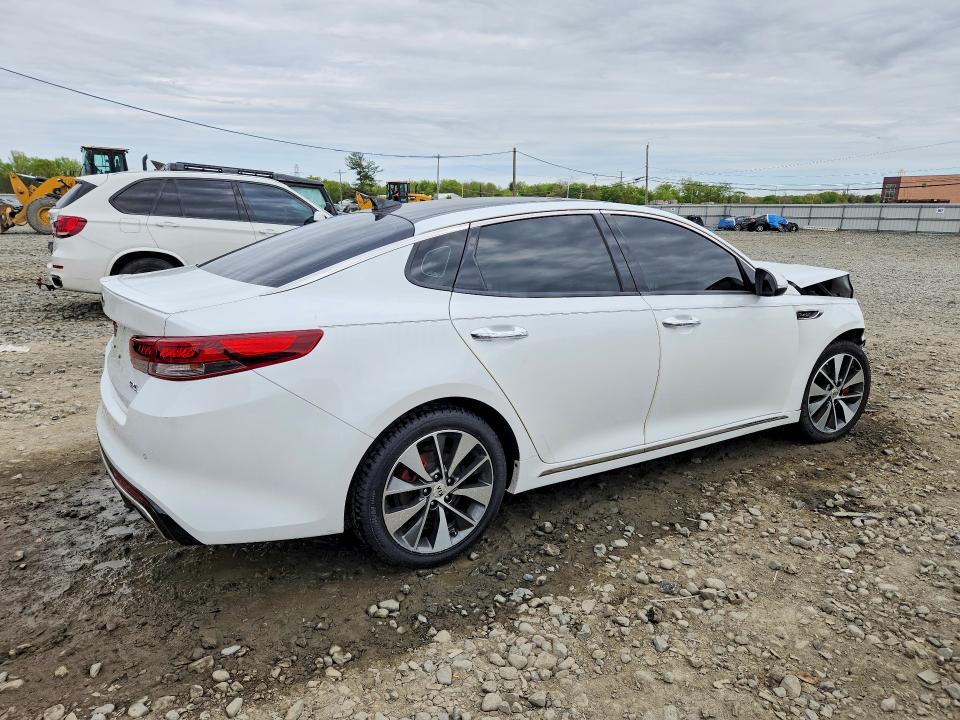 2016 Kia Optima მანქანა იყიდება აუქციონზე, vin: 5XXGV4L21GG029830, აუქციონის ნომერი: 51679386