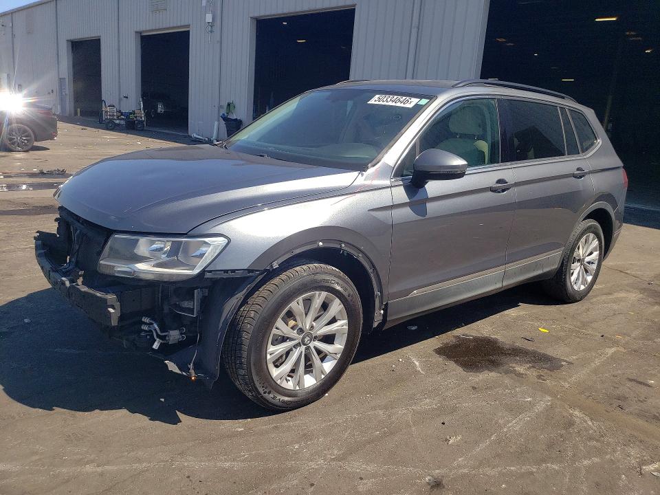 2018 Volkswagen Tiguan მანქანა იყიდება აუქციონზე, vin: 3VV3B7AX3JM146985, აუქციონის ნომერი: 50334646