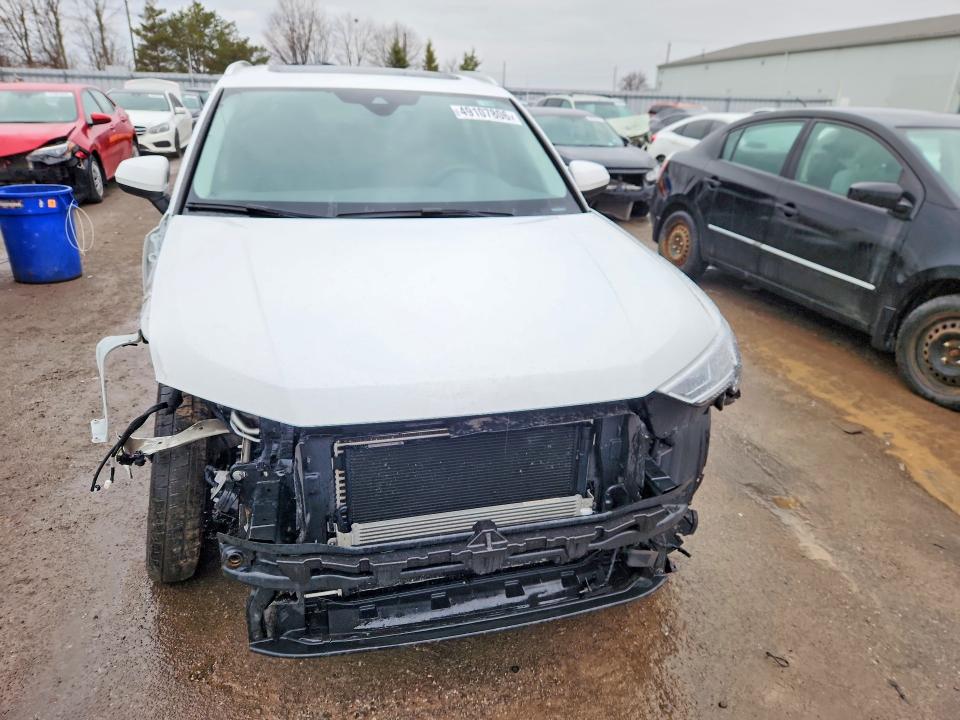 2020 Audi Q3 მანქანა იყიდება აუქციონზე, vin: WA1FECF3XL1077059, აუქციონის ნომერი: 49107806