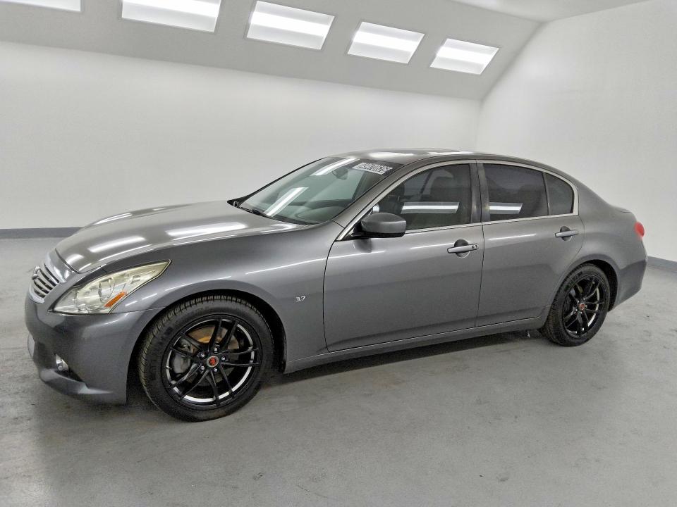 49470626 :رقم المزاد ، JN1CV6AP0FM500046 vin ، 2015 Infiniti Q40 مزاد بيع