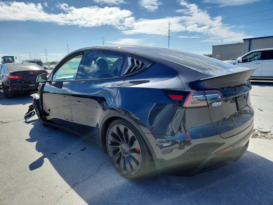 49229586 :رقم المزاد ، 7SAYGDEF8RF041352 vin ، 2024 Tesla Model Y مزاد بيع