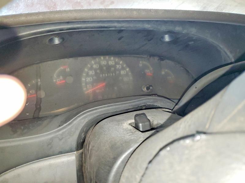 49468936 :رقم المزاد ، 1FTNE24L7YHA06902 vin ، 2000 Ford Econoline مزاد بيع