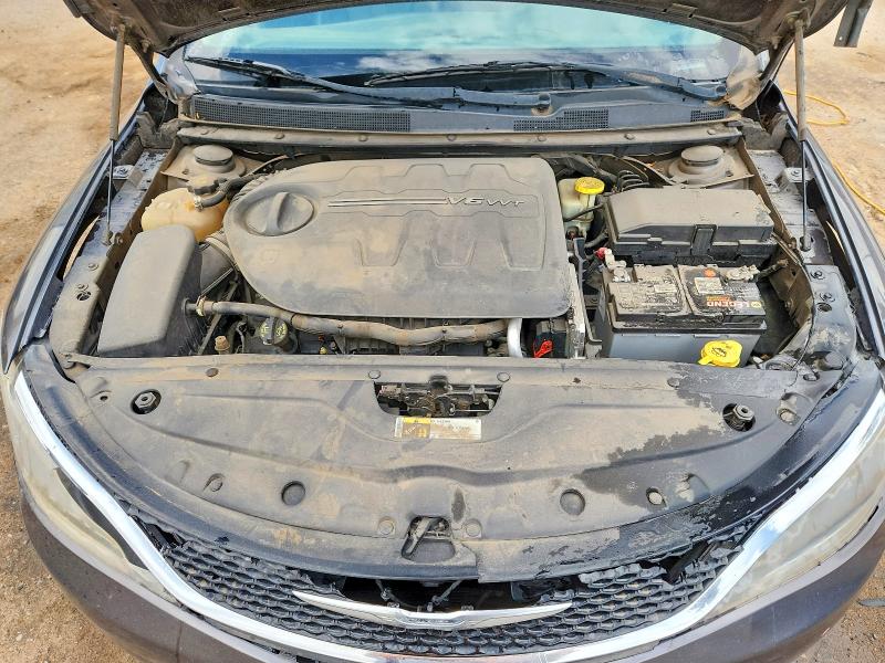 48794726 :رقم المزاد ، 1C3CCCCG2GN147324 vin ، 2016 Chrysler 200 مزاد بيع