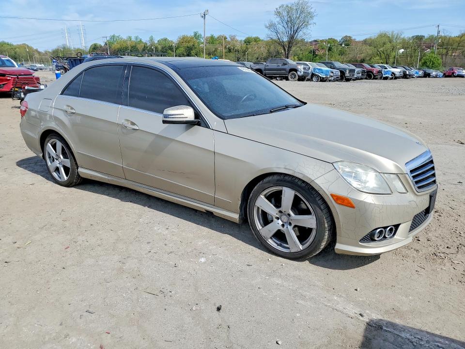 49766006 :رقم المزاد ، WDDHF8HB3AA150949 vin ، 2010 Mercedes-benz E مزاد بيع