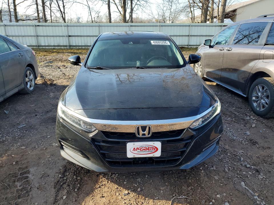 49085206 :رقم المزاد ، 1HGCV1F57LA063605 vin ، 2020 Honda Accord مزاد بيع