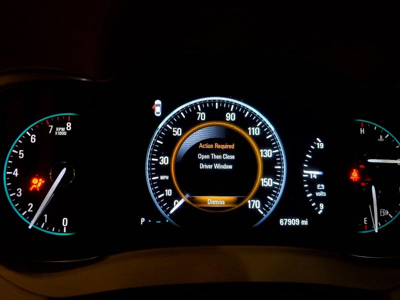 51202566 :رقم المزاد ، 1G4GB5G31FF301805 vin ، 2015 Buick Lacrosse مزاد بيع