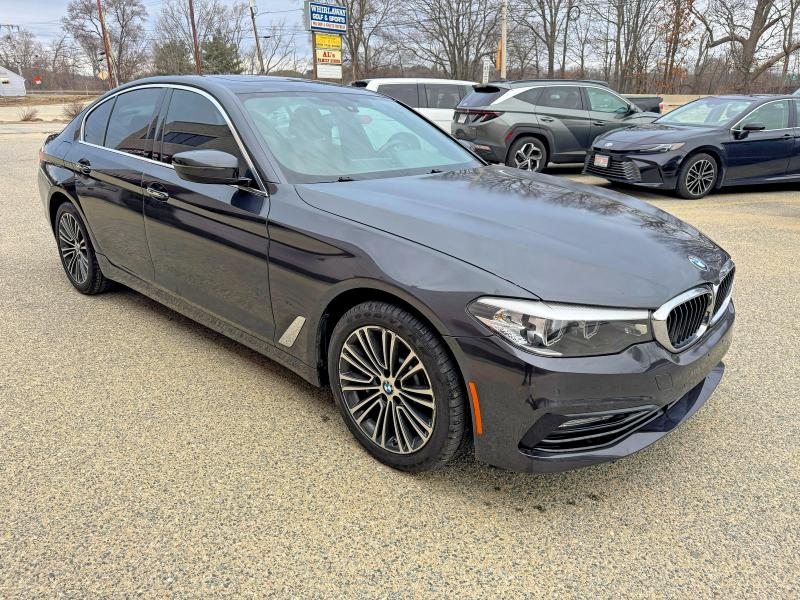 51115336 :رقم المزاد ، WBAJA7C5XJWA73151 vin ، 2018 Bmw 530 مزاد بيع