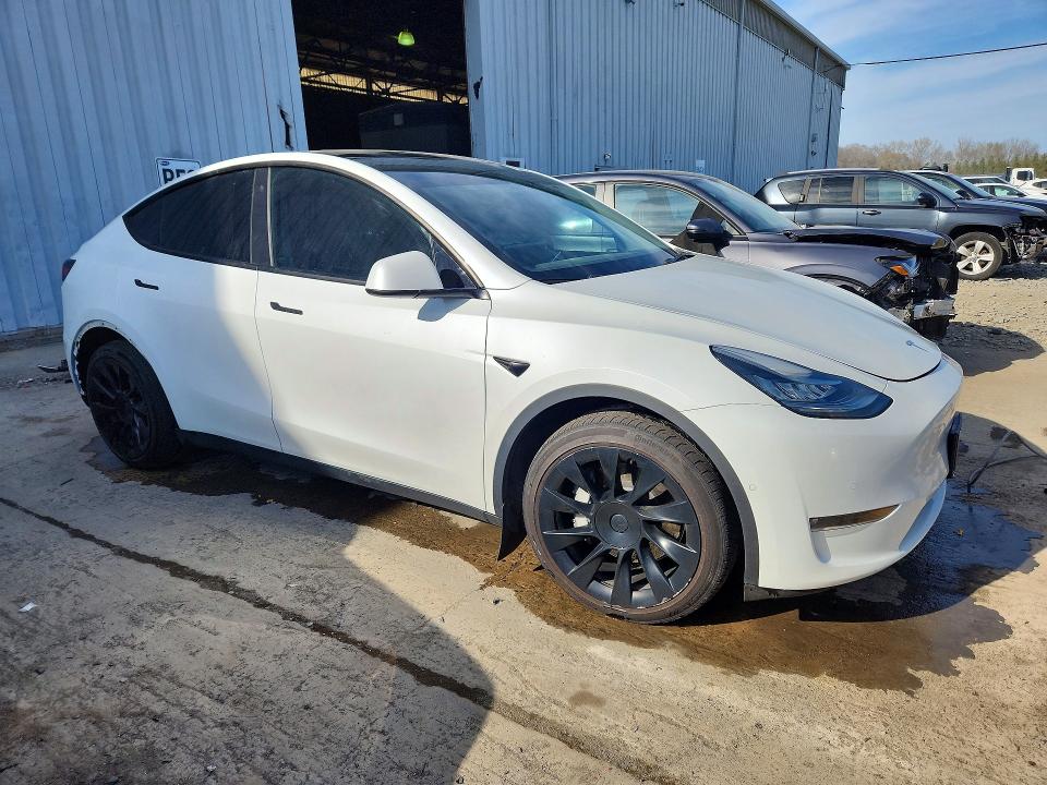 Продажа на аукционе авто 2022 Tesla Model Y, vin: 7SAYGDEE8NF398838, номер лота: 49570226